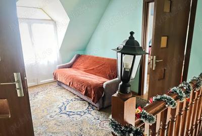 Vanzare casa si teren - 1