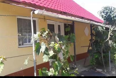 Casă cu 2 camere cu Teren 952 Mp în Central - 5