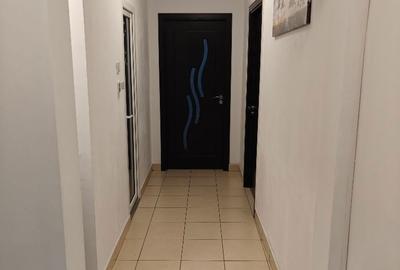 Apartament cu 2 camere decomandat în Titan
