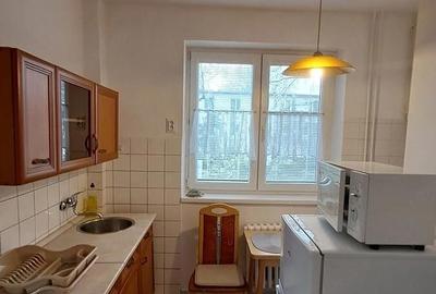 Garsonieră decomandată în Take Ionescu