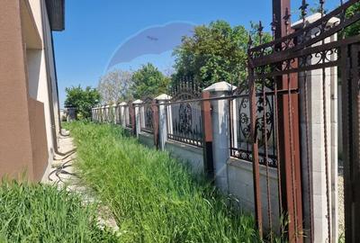 Casă cu 5 camere cu Teren 770 Mp în Săftica - 6