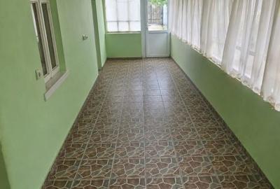 Casă cu 3 camere cu Teren 3855 Mp în Găvănești - 11