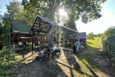 Teren deosebit cu cabana din lemn, Tocile loca?ie lini?tita - 14