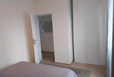 Apartament cu 2 camere semidecomandat în Podul de Fier - 1