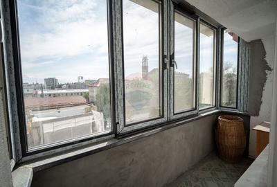Apartament cu 4 camere decomandat în Central - 4