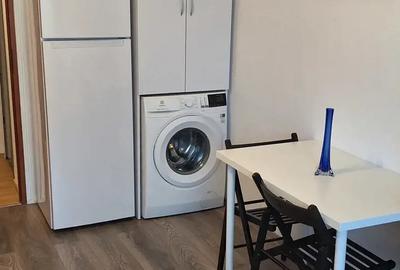 Garsonieră semidecomandată în Tractorul