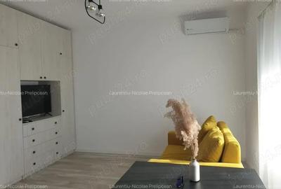 Garsonieră semidecomandată în Titan - 1