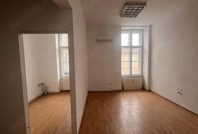 Apartament cu 3 camere semidecomandat în Central - 14
