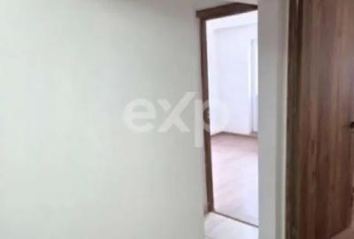 Apartament cu 3 camere decomandat în Eremia - 1