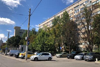 APARTAMENT 3 camere, Piata Gorjului - 1