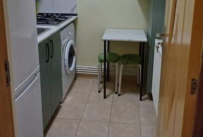 Apartament cu 2 camere, mobilat în Podu Roș - 1