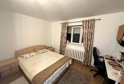 Apartament cu 2 camere semidecomandat, mobilat în Cetate - 2