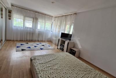 Casă individuală cu 7 camere cu Canalizare în Sălăjan - 9