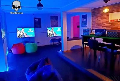 Spațiu comercial, de 320 mp, în Central