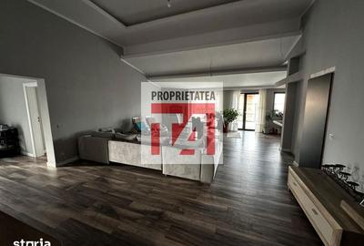 Casă cu 4 camere cu Teren 6.5 Mp în Central - 6