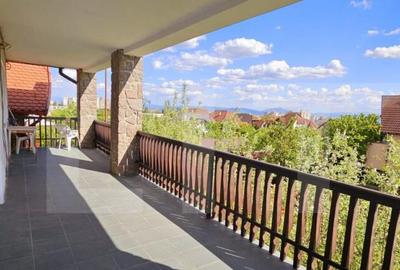 Casa, de vanzare, cu 6 camere, 300 mp, zona semicentrala - 3