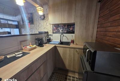 Spațiu comercial, de 60 mp, în Florilor - 12