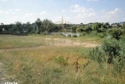 Teren de 7850 mp, în Snagov - 2