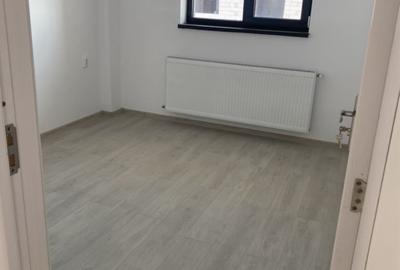 Apartament cu 3 camere în Calea București