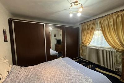 Casă individuală cu 5 camere cu Canalizare în Ultracentral - 18