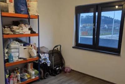 Apartament 3 camere, decomandat - zona Sanpetru - 1