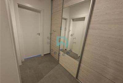 Apartament cu 2 camere decomandat în Tractorul - 16
