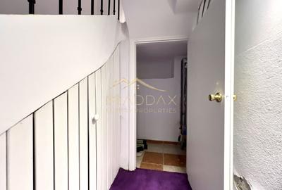 Apartament cu 6 camere decomandat, mobilat în Capitale - 24