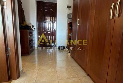 Garsonieră decomandată în Central - 12