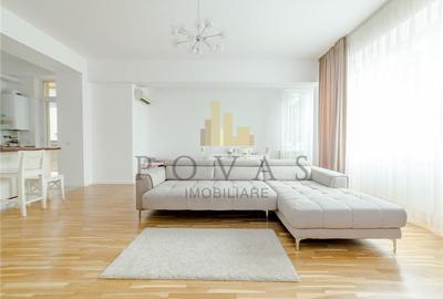 Apartament cu 3 camere semidecomandat, mobilat în Iancu Nicolae