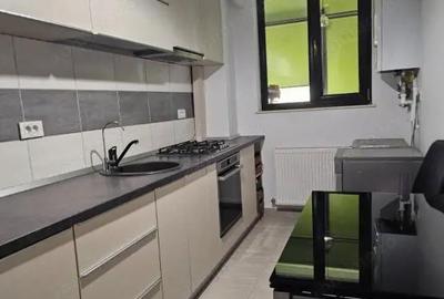 Apartament cu 2 camere decomandat în Trivale - 2