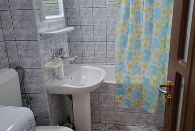 Apartament cu 3 camere decomandat în Micro 17 - 2