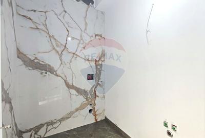 Casă cu 4 camere cu Canalizare în Apărătorii Patriei - 7