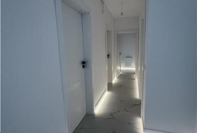 Apartament cu 3 camere 2 bai la etajul 2 zona Shopping City - 12
