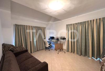 Casa de vanzare cu 5 camere 2 balcoane garaj incalzit 2 bai in Sibiu - 11