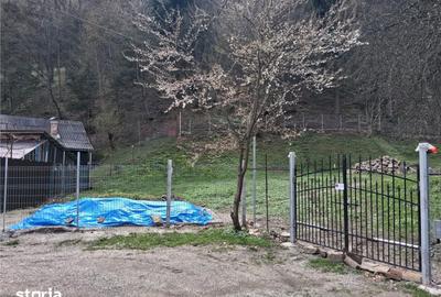 Teren de 500 mp, în Central - 3