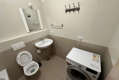 Apartament cu 2 camere decomandat în Tractorul - 2