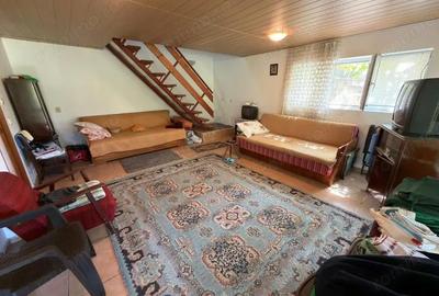 Casă cu Teren 537 Mp în Central