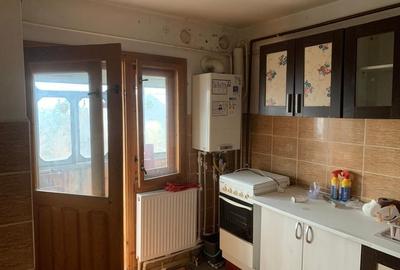 Apartament cu 2 camere decomandat, mobilat în Sud