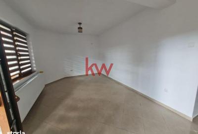 Spațiu comercial, de 88 mp, în Central - 3