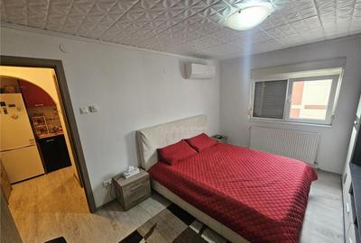 Resita, Garsoniera, Mobilata, Micro 4 - 2