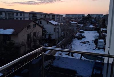 Garsonieră în Roșu