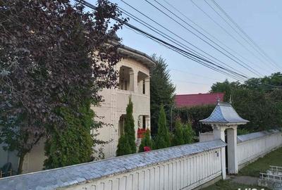 Casă cu 6 camere cu Teren 1000 Mp în Agapia - 2