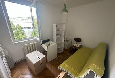 Apartament cu 4 camere decomandat, mobilat în Cugir - 2