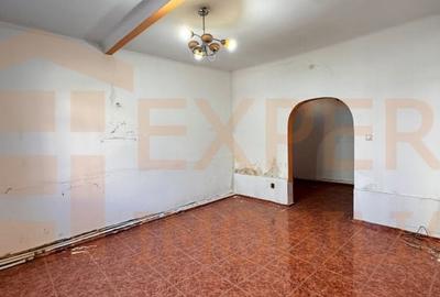 Apartament cu 4 camere decomandat în P-ța Ovidiu - 5