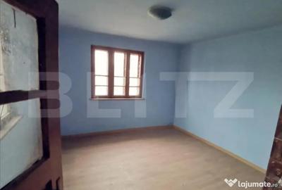 Teren de 1000 mp, în Cernele - 1