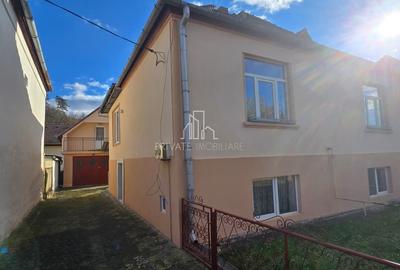 Casă individuală cu 4 camere cu Teren 432 Mp în Central - 3