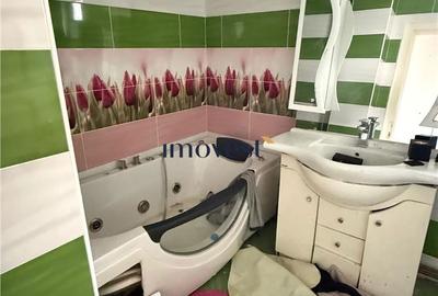 Casă cu 4 camere în Titulescu - 12