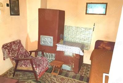 Casă cu 6 camere cu Teren 272 Mp în Central - 11