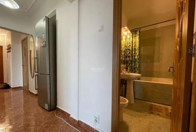 Apartament cu 3 camere decomandat, mobilat în Podu Roș - 7