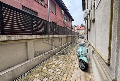 VILA DEOSEBITĂ LA VÂNZARE ÎN ZONA CENTRALĂ APROAPE DE CALEA PLEVNEI - 14